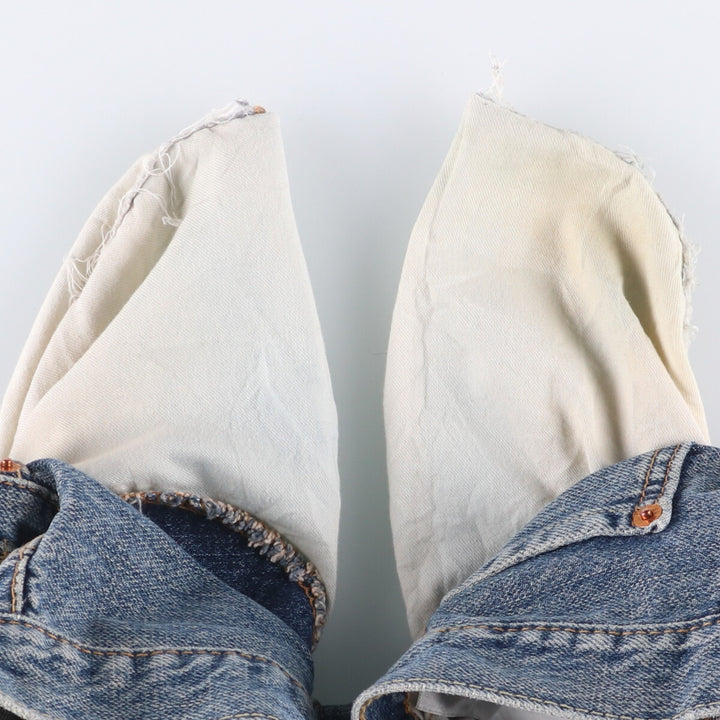 Levi's 550 denim shorts, short pants for men, size W32 cotton blue type Vintage Second Hand