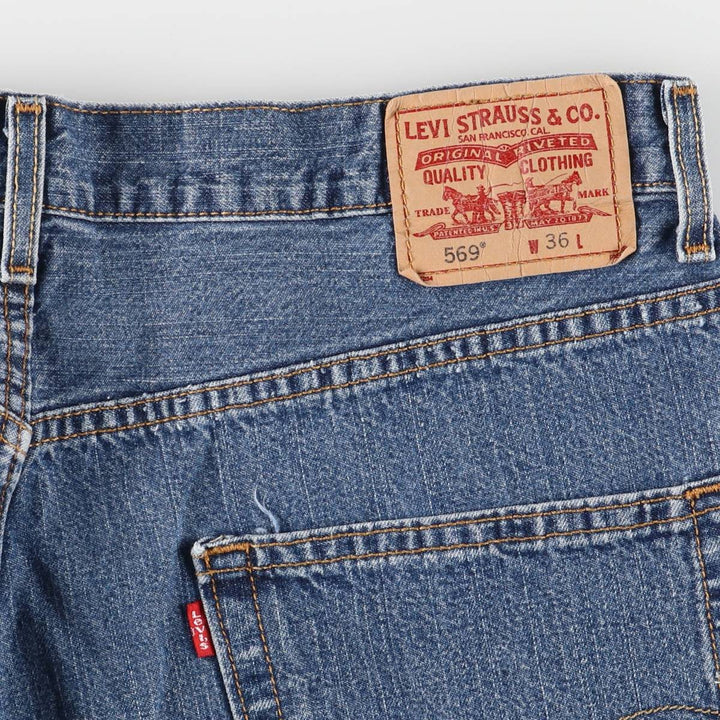 Levi's 569 LOOSE FIT denim shorts, half pants, men's size w36 cotton blue type Vintage Second Hand