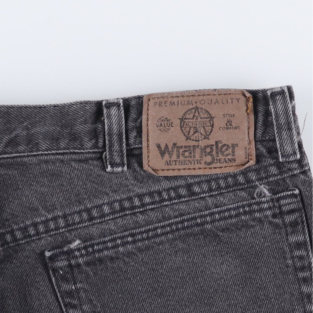 Wrangler Black Denim Shorts for Men, W35 unclear black type Vintage Second Hand