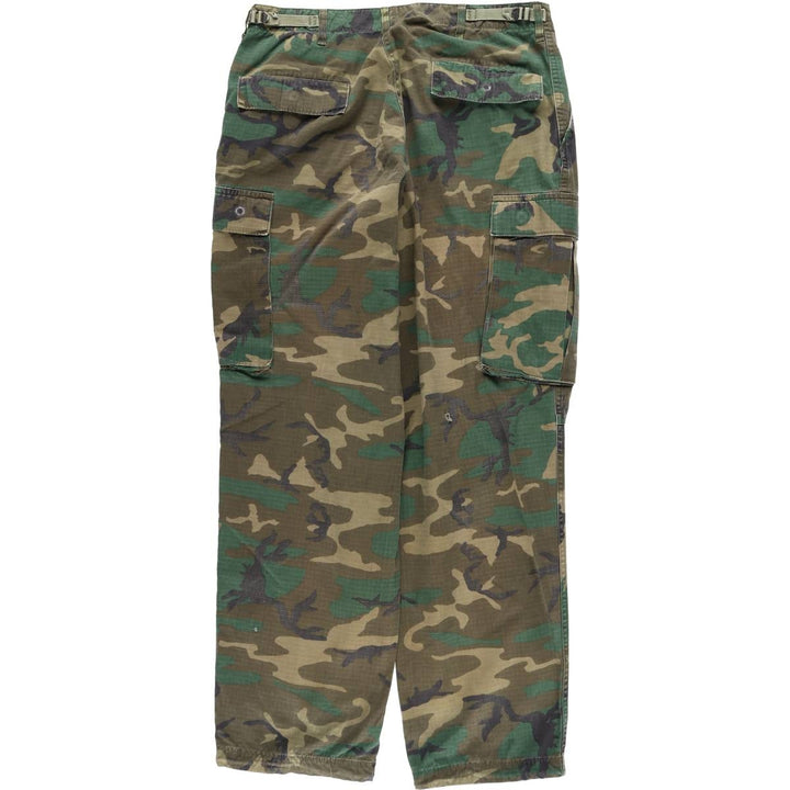 80'S US military genuine camouflage Pattern ERDL green leaf camo military cargo pants made in USA MEDIUM men's w33 equivalent vintage cotton green type Vintage Second Hand
