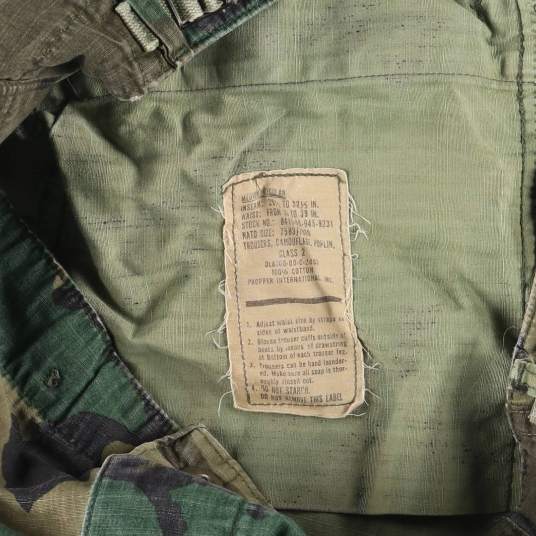 80'S US military genuine camouflage Pattern ERDL green leaf camo military cargo pants made in USA MEDIUM men's w33 equivalent vintage cotton green type Vintage Second Hand