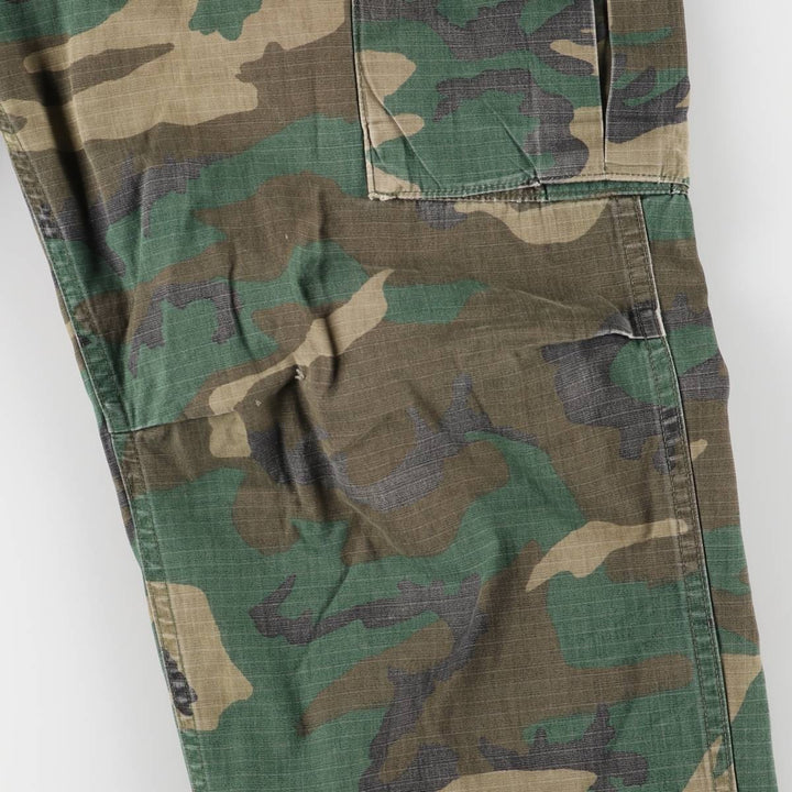 80'S US military genuine camouflage Pattern ERDL green leaf camo military cargo pants made in USA MEDIUM men's w33 equivalent vintage cotton green type Vintage Second Hand