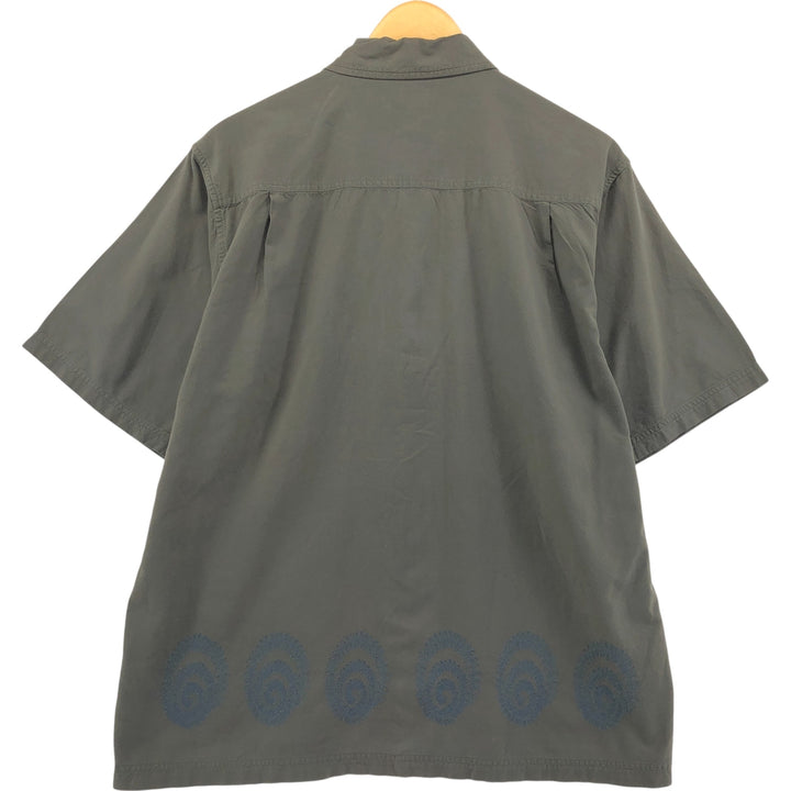 Levi's RED TAB embroidered short sleeve cotton shirt, box shirt, men's size L cotton Khaki type sage green Vintage Second Hand