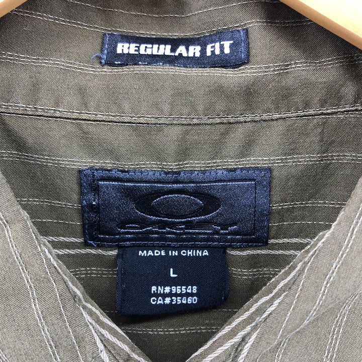 Oakley ORKLEY Short Sleeve Button Down Striped Shirt Men's L size cotton Khaki type sage green Vintage Second Hand