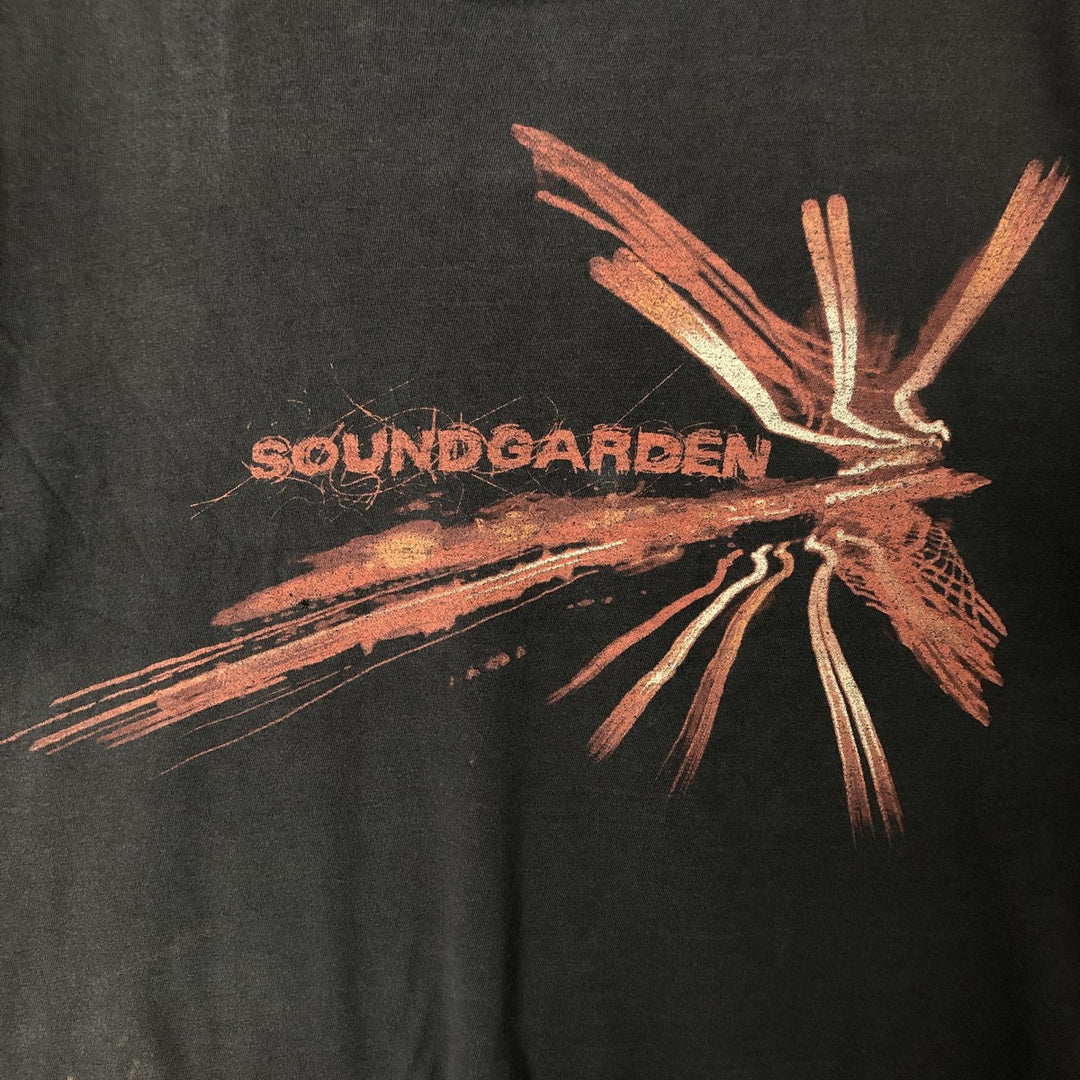 SOUNFGARDEN 2011 Band T-shirt (Men's size L equivalent) unclear black type Vintage Second Hand
