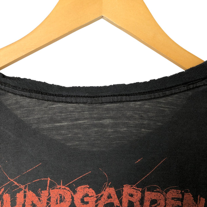 SOUNFGARDEN 2011 Band T-shirt (Men's size L equivalent) unclear black type Vintage Second Hand