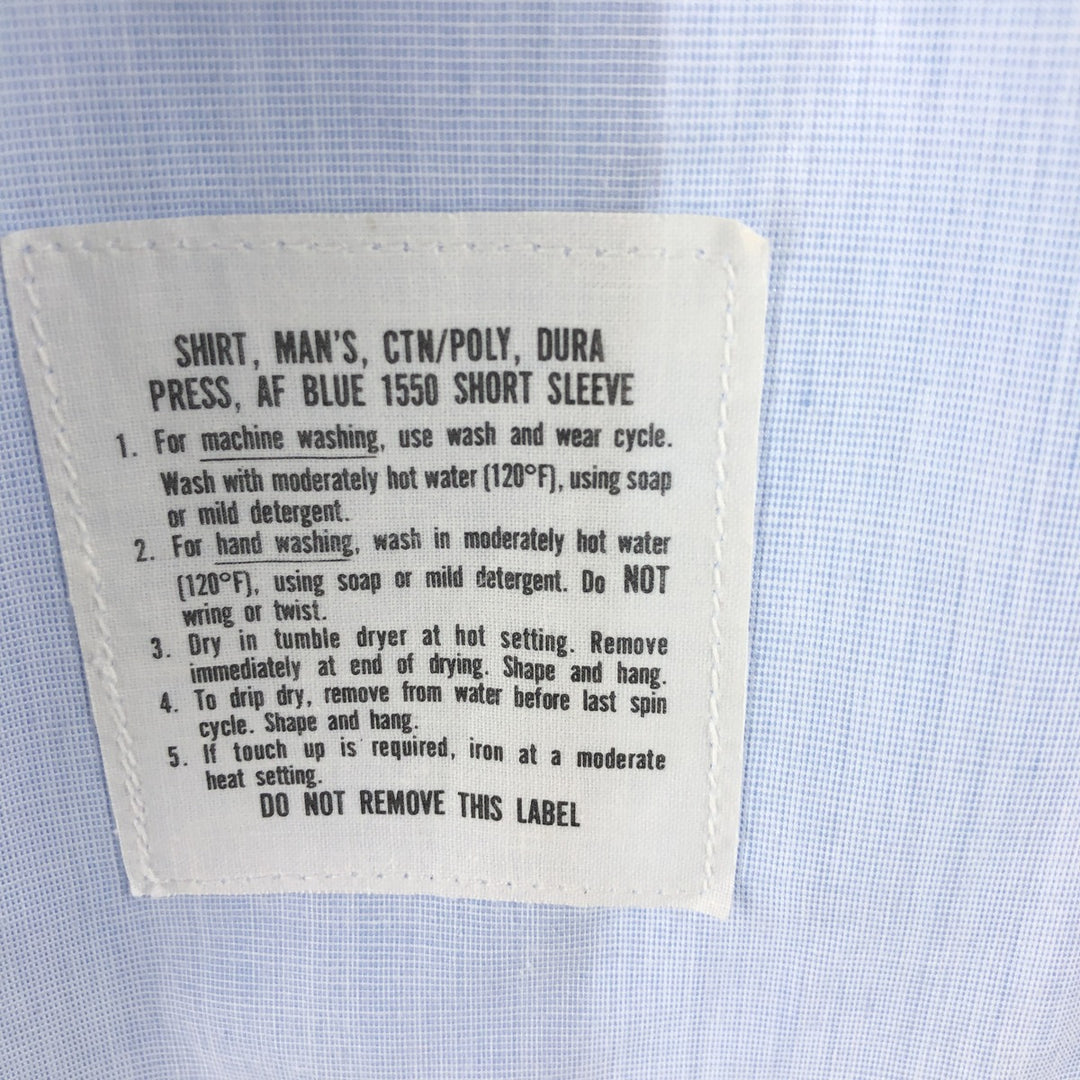 Open collar short sleeve military shirt made in USA, men's size M polyester Blue type light blue Vintage Second Hand