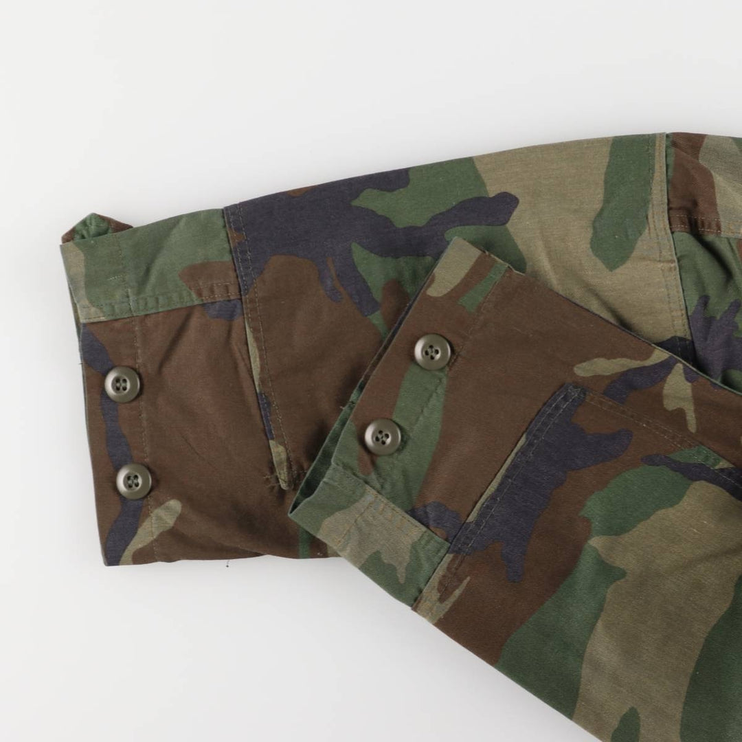 80'S US Military Genuine Camouflage Pattern Woodland Camo BDU Military Jacket Made in USA MEDIUM-XX-SHORT Men's M Size Vintage cotton Khaki type Vintage Second Hand