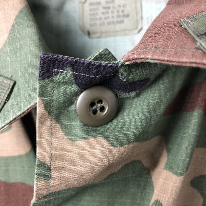 90'S US Military Camouflage Pattern Woodland Camo Ripstop BDU Military Jacket Made in USA MEDIUM-SHORT Men's M cotton Khaki type Vintage Second Hand