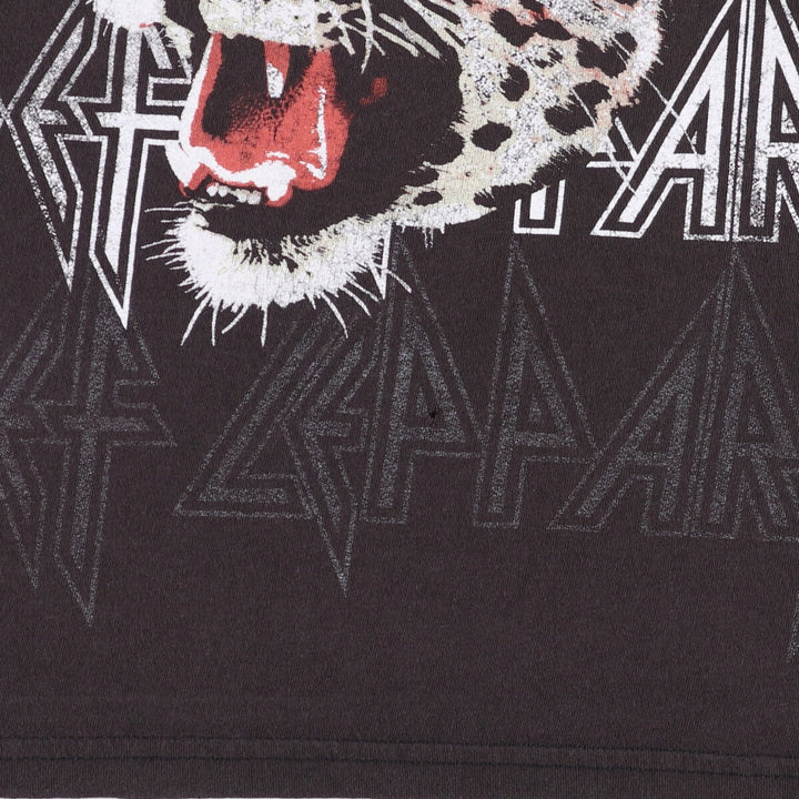 DEF LEPPARD Leopard Pattern Band T-shirt Band Tee Men's M size cotton black type Vintage Second Hand