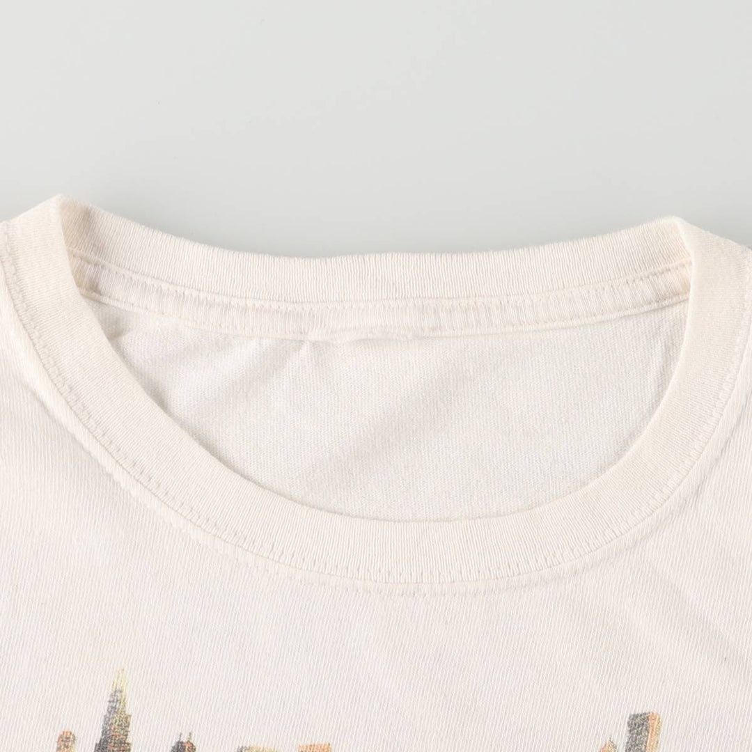 LOLLAPALOOZA 2011 Band T-Shirt, Men's Size L unclear white type Vintage Second Hand