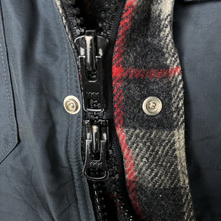 80'S WOOLRICH Mountain Parka Shell Jacket Made in USA Men's M Size Vintage cotton navy blue type Vintage Second Hand