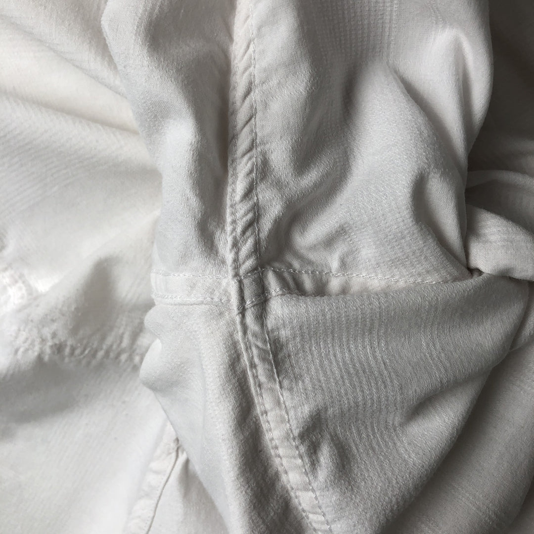 Burberry's BURBERRY LONDON Men's M size unclear white type Vintage Second Hand