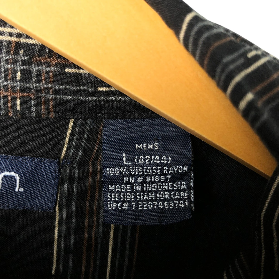 Puritan all-over print short-sleeve rayon shirt, box shirt, men's size L Viscose rayon black type Vintage Second Hand