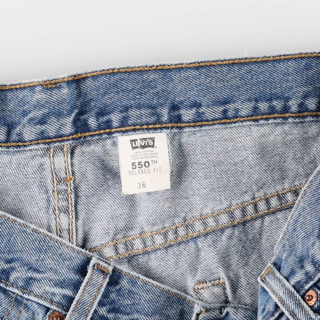 00'S Levi's 550 Relaxed Fit Denim Shorts for Men, Size W36 cotton Blue type light blue Vintage Second Hand