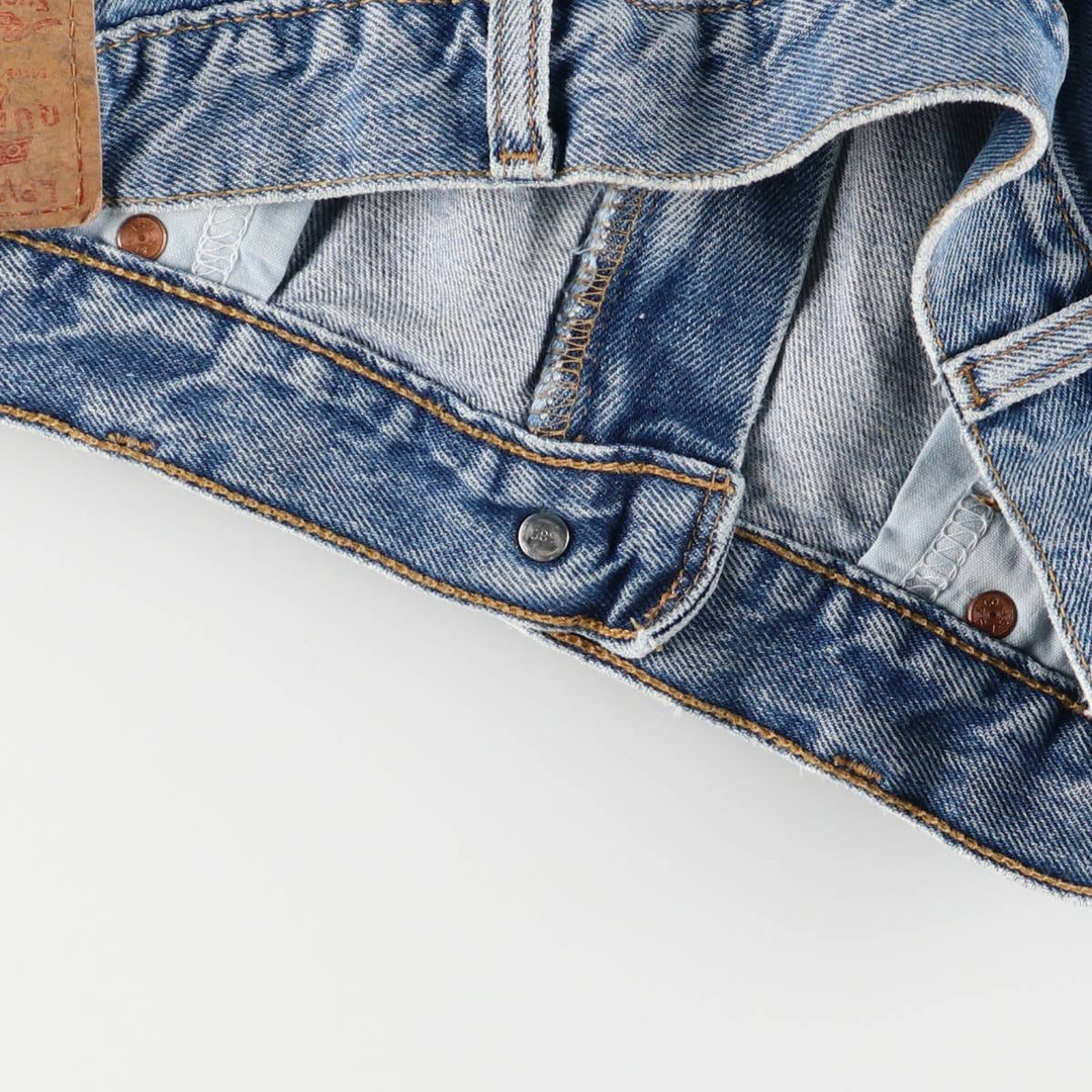 00'S Levi's 550 Relaxed Fit Denim Shorts for Men, Size W36 cotton Blue type light blue Vintage Second Hand