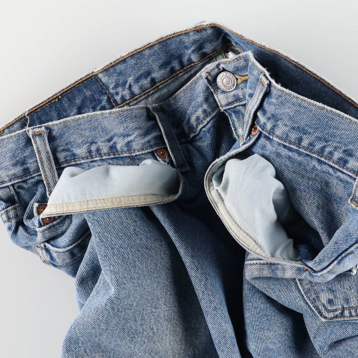 00'S Levi's 550 Relaxed Fit Denim Shorts for Men, Size W36 cotton Blue type light blue Vintage Second Hand