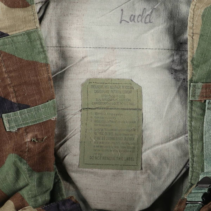 90'S US Military Camouflage Woodland Camo Military Cargo Pants, Made in USA, Small-X Short, Men's, Size W30, Vintage Nylon Khaki type Vintage Second Hand