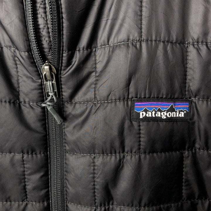 Patagonia Nano Puff Jacket (84212SP18), Men's Medium-sized padded puffer jacket. polyester black type Vintage Second Hand