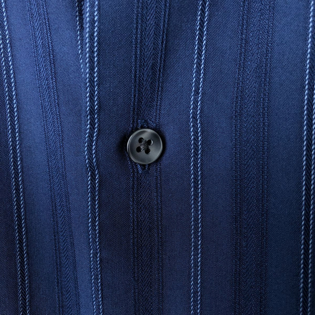 VAN HEUSEN Stripe Pattern Short Sleeve Rayon Shirt Box Shirt Men's L size Rayon navy blue type Vintage Second Hand