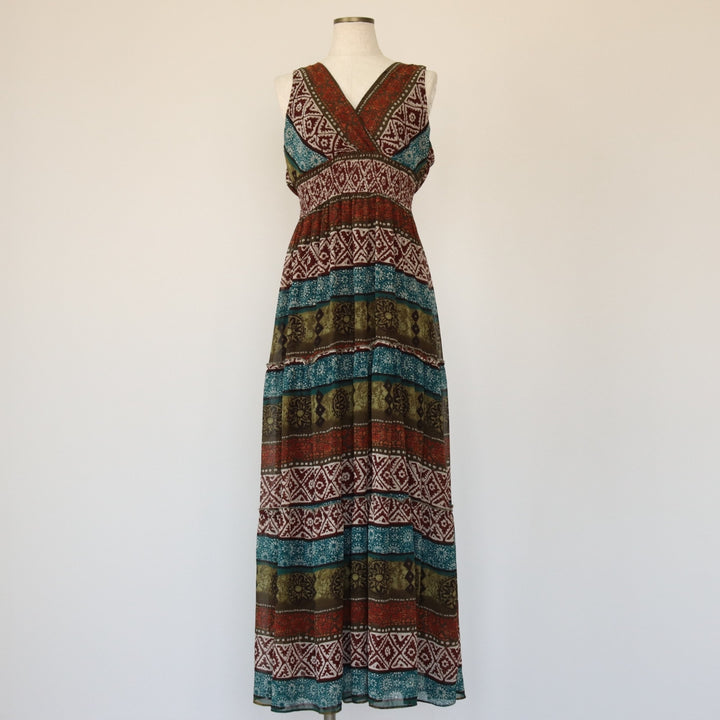 ROZ ALI All-over ethnic pattern tiered V-neck maxi length sleeveless dress for women, size S polyester brown type Vintage Second Hand