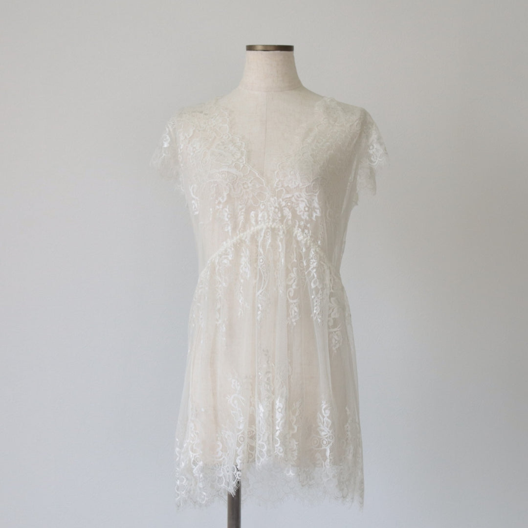 Cutwork embroidery all-lace tunic dress for women, size XL Nylon white type Vintage Second Hand