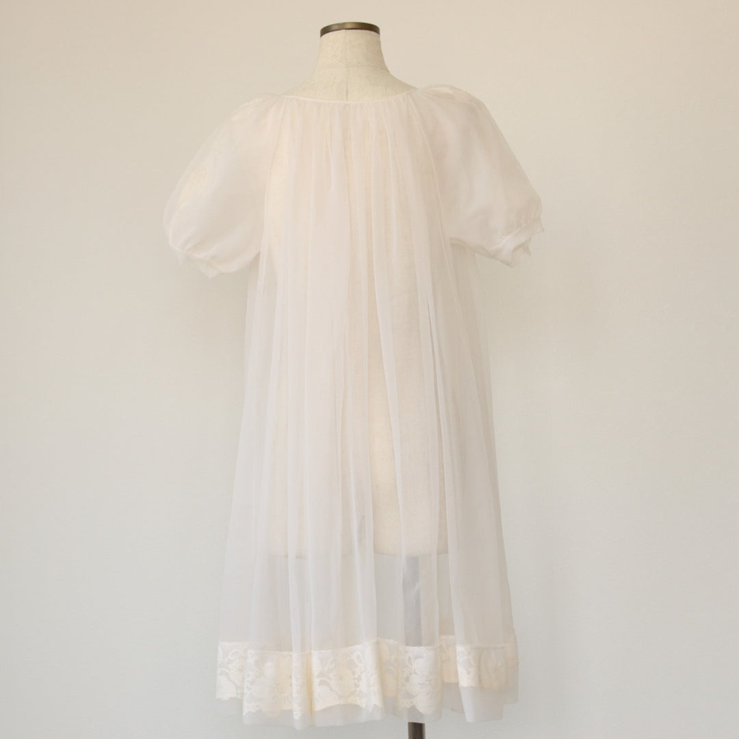 Vintage 1960'S Miss Elaine puff sleeve, half-length, see-through lingerie gown, women's size XL unclear pale white type Vintage Second Hand