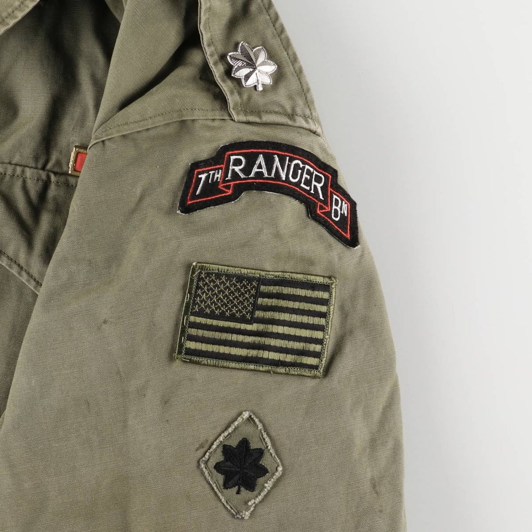 Vintage 1940'S US Army M-1943 Stars and Stripes Military Field Jacket with Badge, Made in USA, Size 34R, Men's Medium unclear Khaki type Vintage Second Hand