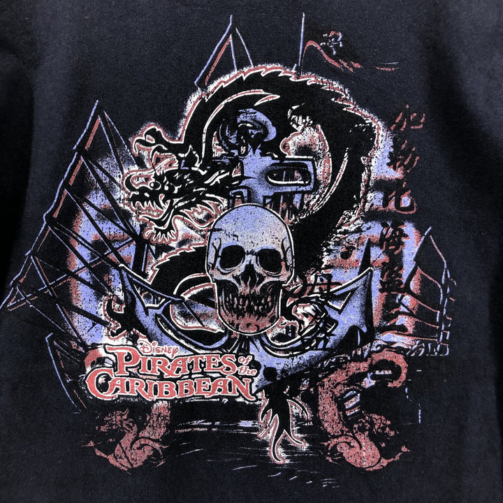 00'S Disney Pirates of the Caribbean Skull Pattern Dragon Pattern Print T-shirt Made in USA Women's L size cotton navy blue type Vintage Second Hand