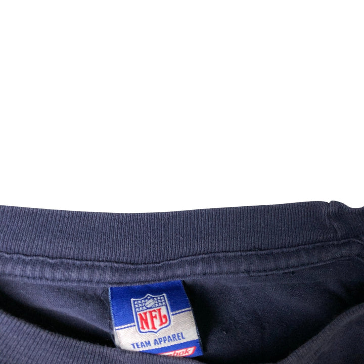 Reebok NFL Los Angeles Chargers Long Sleeve T-Shirt, Men's Size Medium cotton navy blue type Vintage Second Hand