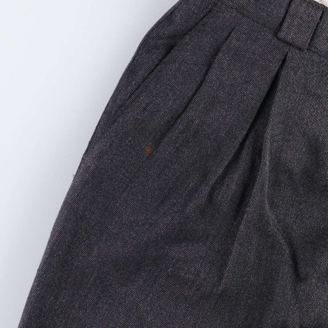 Haggar City Casuals Two-pleat slacks, made in the USA, men's size w31 polyester Charcoal Vintage Second Hand