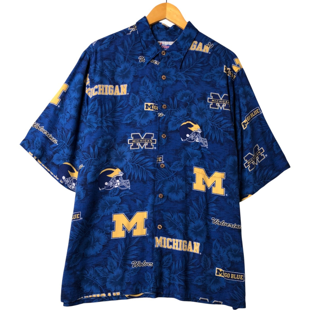 Reyn Spooner GENUINE MERCHANDISE All-over Pattern University of Michigan Rayon Hawaiian Aloha Shirt Box Shirt Men's Size L Rayon blue type Vintage Second Hand
