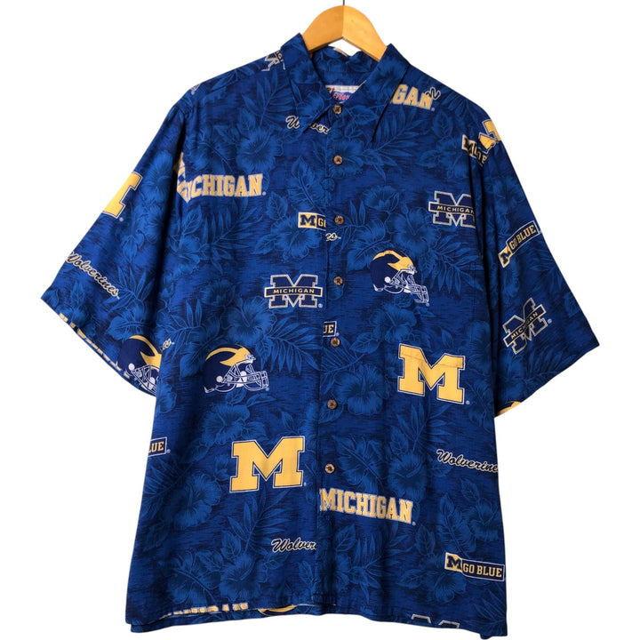 Reyn Spooner GENUINE MERCHANDISE All-over Pattern University of Michigan Rayon Hawaiian Aloha Shirt Box Shirt Men's Size L Rayon blue type Vintage Second Hand