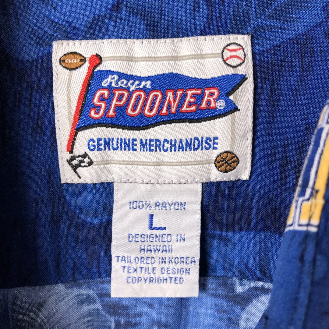 Reyn Spooner GENUINE MERCHANDISE All-over Pattern University of Michigan Rayon Hawaiian Aloha Shirt Box Shirt Men's Size L Rayon blue type Vintage Second Hand