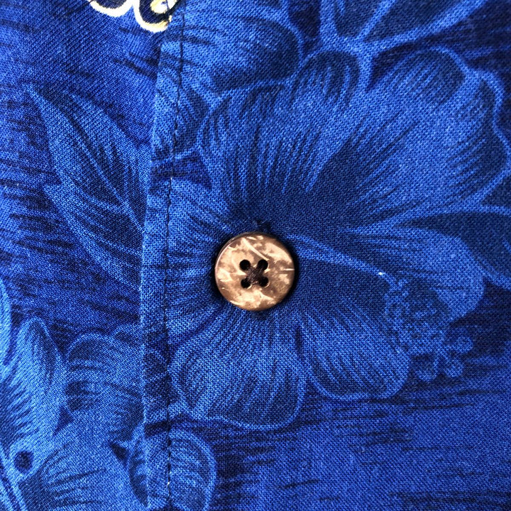 Reyn Spooner GENUINE MERCHANDISE All-over Pattern University of Michigan Rayon Hawaiian Aloha Shirt Box Shirt Men's Size L Rayon blue type Vintage Second Hand