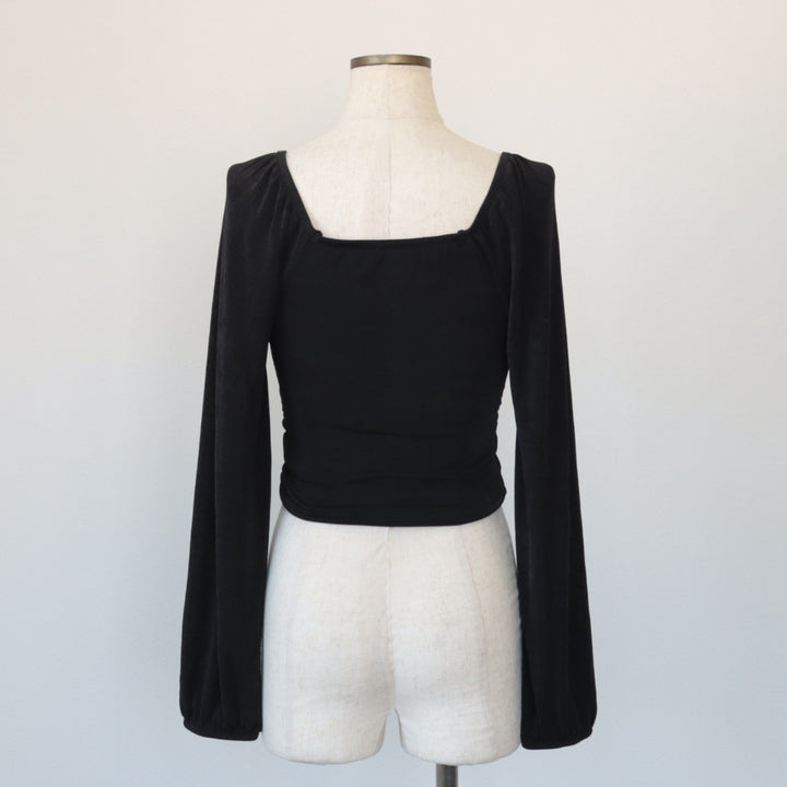 Cupped heart neck long sleeve cut and sewn top, women's size S polyester black type Vintage Second Hand