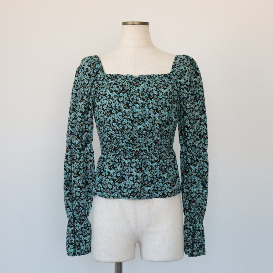 SO All-over Floral Print Square Neck Peplum Candy Sleeve Cropped Long Sleeve Pullover Blouse, Women's Size XS Rayon black type Vintage Second Hand