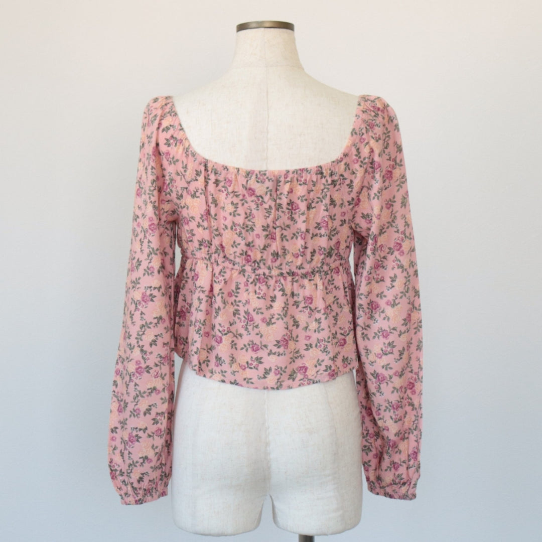 JOLIE and JOY All-Over Floral Print Ballet Neck Cropped Long Sleeve Pullover Blouse, Women's Size Small Rayon pink type Vintage Second Hand
