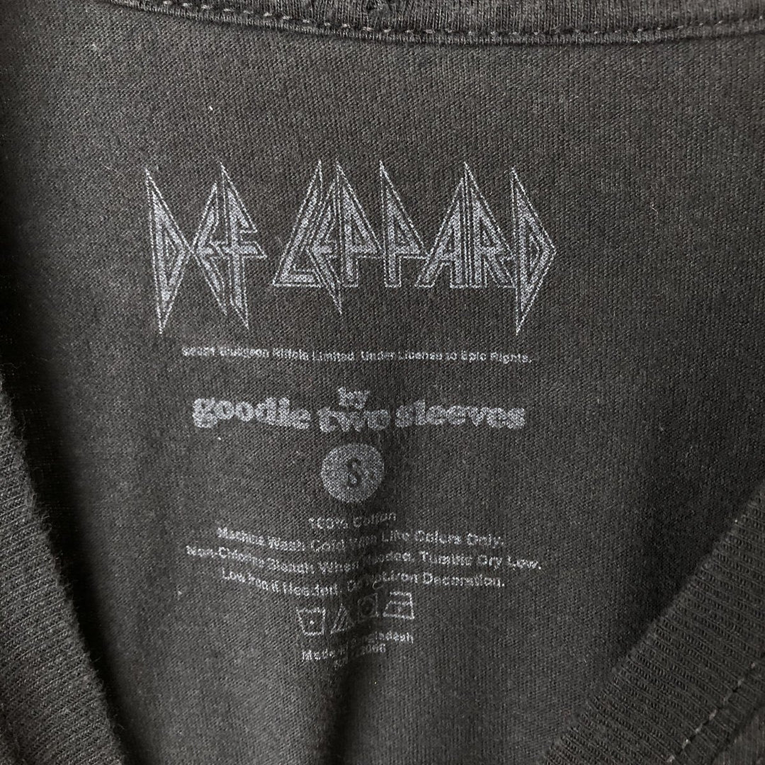 DEF LEPPARD Band T-Shirt, Women's Size Small cotton black type Vintage Second Hand