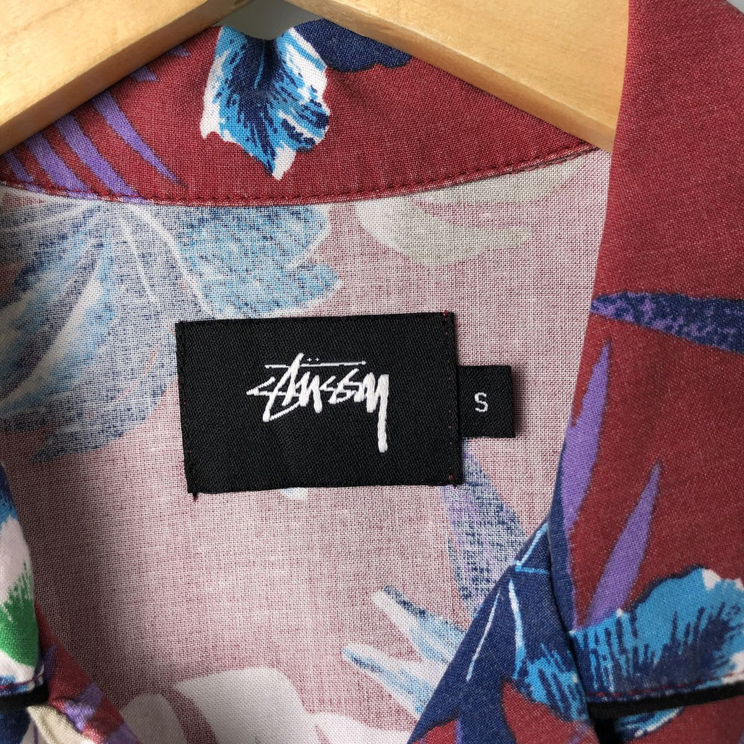 STUSSY All-Over Botanical Pattern Open Collar Rayon Hawaiian Aloha Shirt, Men's Size Small Rayon red type Vintage Second Hand