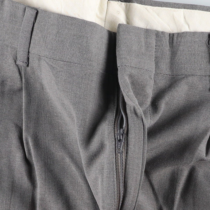 90'S - Vintage Arrow Reg. Fit Two-Pleated Slacks, Made in USA, Men's Size 34 (approx.) polyester gray type Vintage Second Hand
