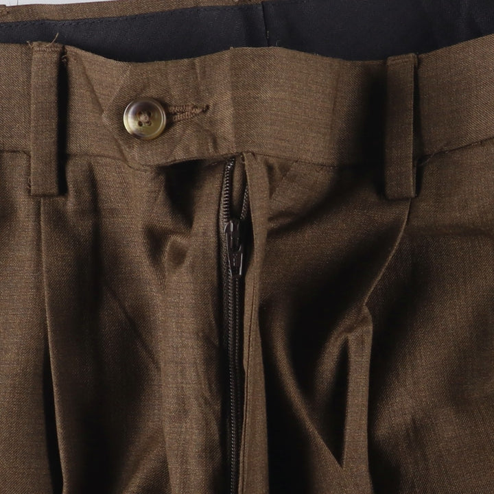 ROUNDTREE and YORKE Men's Two-Pleated Slacks (Size W33) polyester brown type Vintage Second Hand