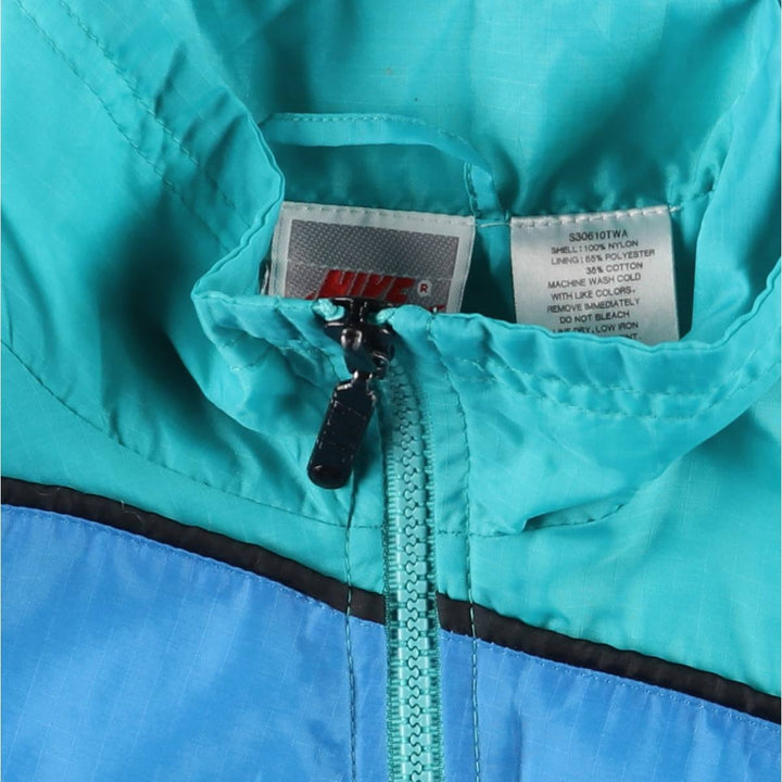 90'S Vintage Nike NIKE Silver Tag Nylon Jacket with Back Logo, Women's Size Medium Nylon Emerald green Vintage Second Hand