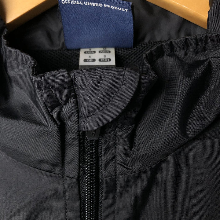 2000'S Umbro Back Logo Nylon Jacket, Men's Size Small polyamide red type Vintage Second Hand