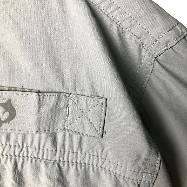 REEL LEGENDS SALTWATER Hidden Button Down Short Sleeve Fishing Shirt Men's L Size polyester gray type Vintage Second Hand