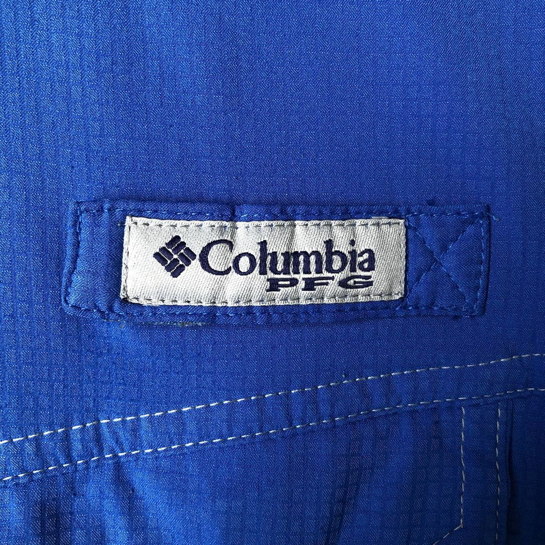 Columbia PFG OMNI-SHADE Hidden Button Down Short Sleeve Fishing Shirt, Men's Size S polyester blue type Vintage Second Hand