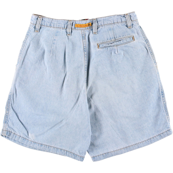 2000'S QUICKSILVER Three-pleat Denim Shorts, Made in USA, Men's Size W31 cotton Blue type light blue Vintage Second Hand