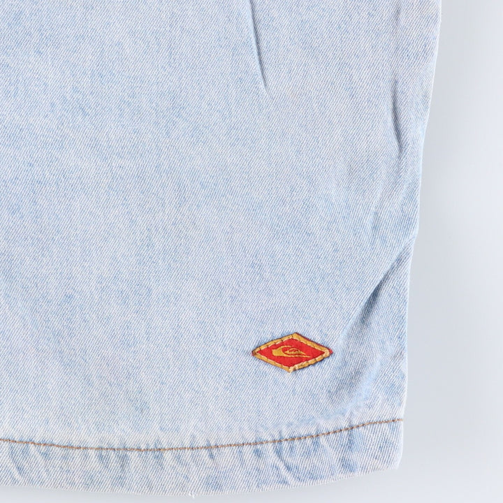 2000'S QUICKSILVER Three-pleat Denim Shorts, Made in USA, Men's Size W31 cotton Blue type light blue Vintage Second Hand