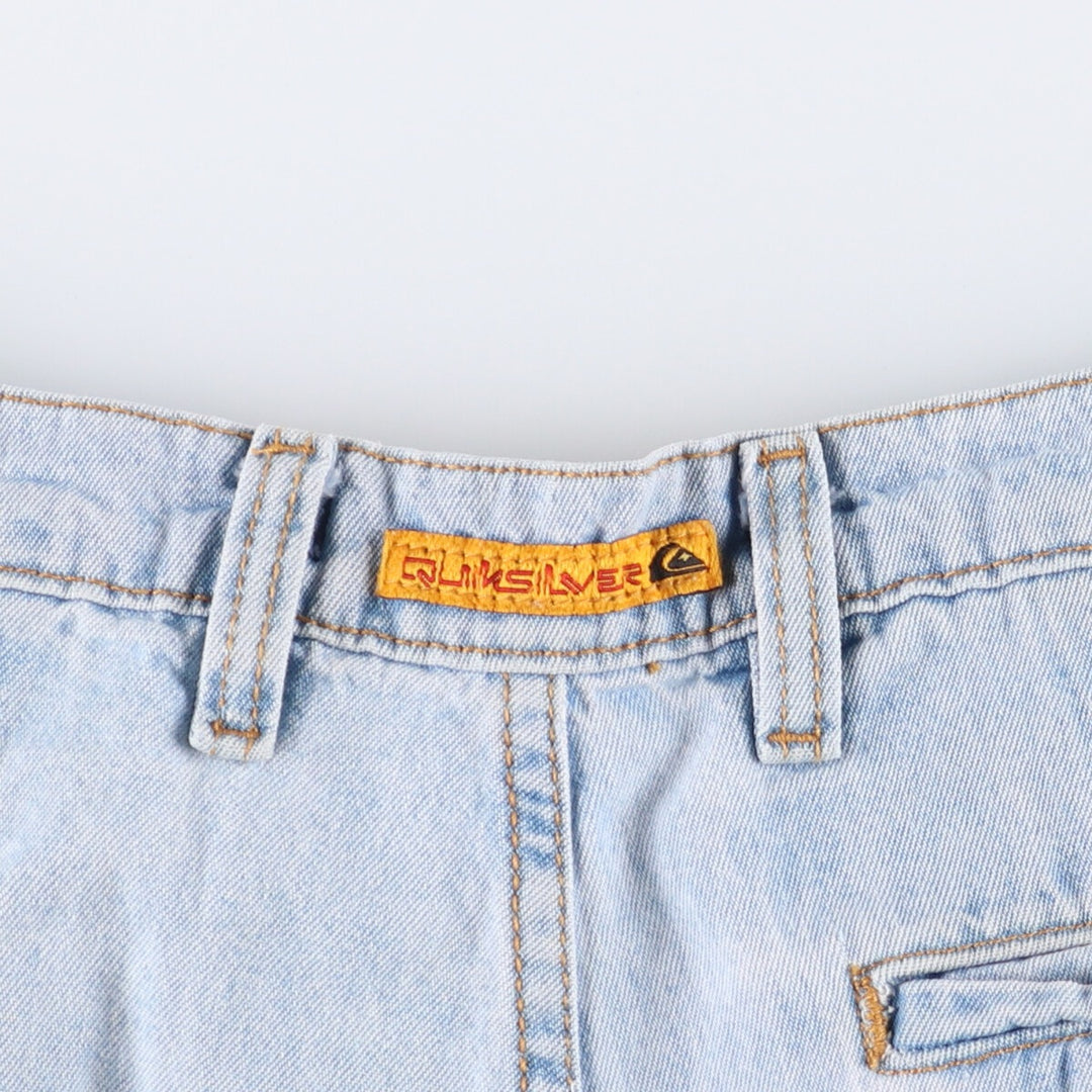 2000'S QUICKSILVER Three-pleat Denim Shorts, Made in USA, Men's Size W31 cotton Blue type light blue Vintage Second Hand