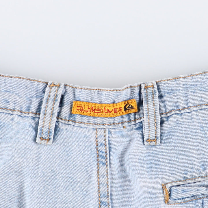 2000'S QUICKSILVER Three-pleat Denim Shorts, Made in USA, Men's Size W31 cotton Blue type light blue Vintage Second Hand